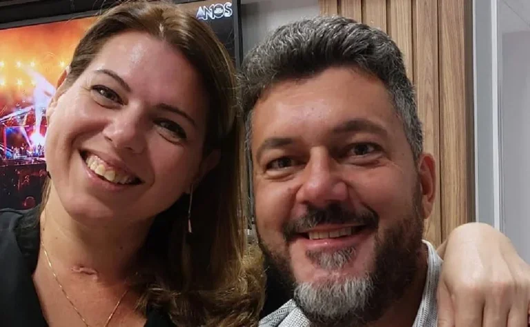 Casal encontrado morto em casa é identificado; polícia apura feminicídio seguido de suicídio