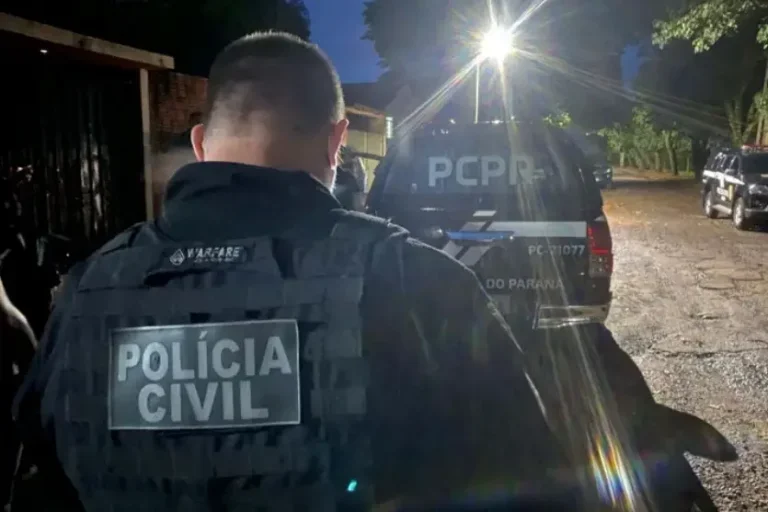 Polícia prende quatro pessoas e fecha ponto de tráfico de drogas em Tapejara