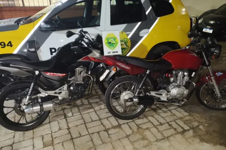 Fiscalização recolhe motocicleta irregular e autua condutores no Centro de Pérola
