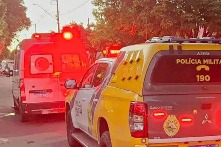 Viaturas da PM e do Samu durante uma ocorrência.