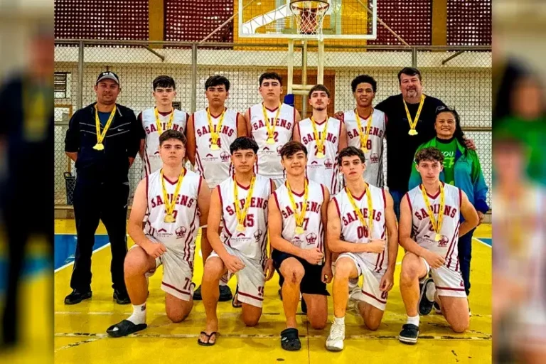 Sapiens Colégio se consagra campeão macrorregional de basquete