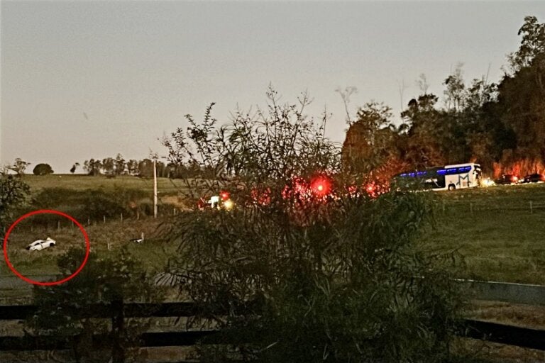 Capotamento entre Umuarama e Xambrê resulta em um morto e uma vítima grave