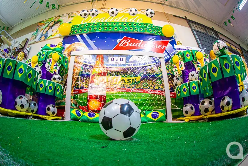 Vivian Supermercados prepara espaço para a Copa e oferece ofertas especiais