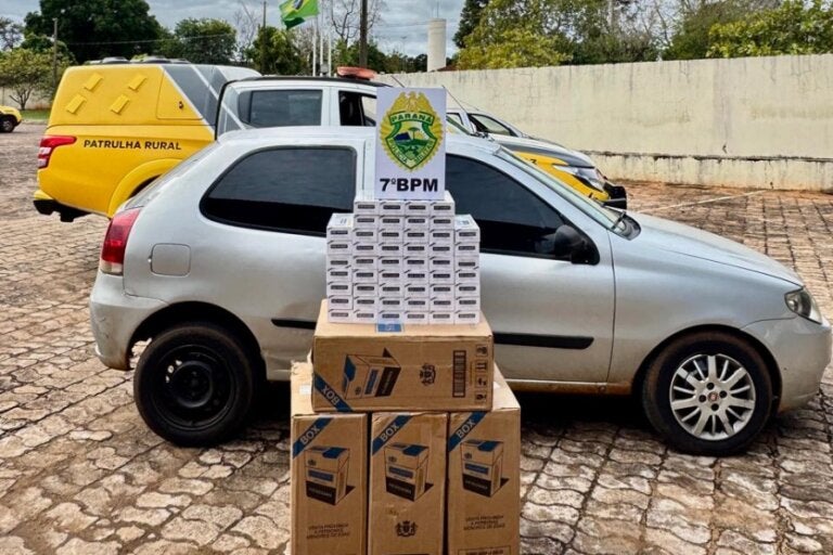 Carga de cigarros apreenndidos em Quarto Centenário.