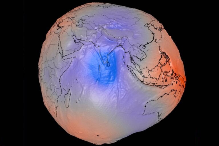 Nem redonda, nem plana: veja o que a Nasa descobriu sobre a Terra