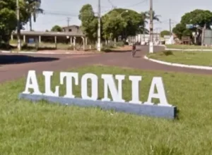 Letreiro da entrada de Altônia.
