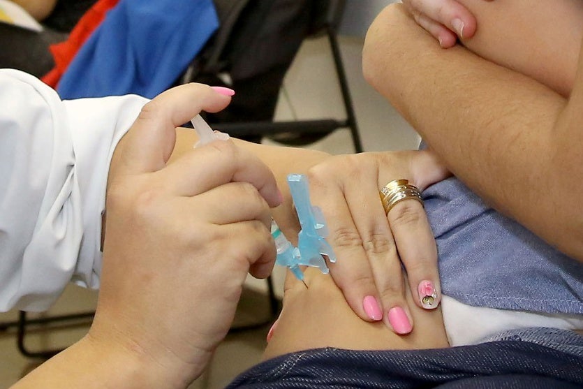 Aplicação da dose de reforço da vacina contra poliomielite começa segunda-feira