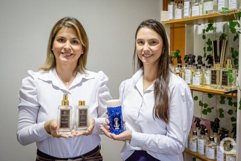 Do hospital aos negócios: irmãs criam marca de aromatizadores em Umuarama