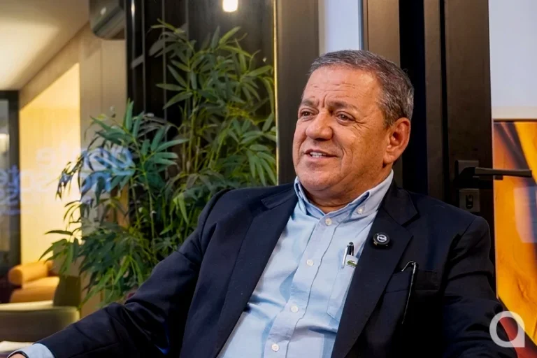 De engraxate a prefeito: conheça a história de Moacir Silva em Umuarama