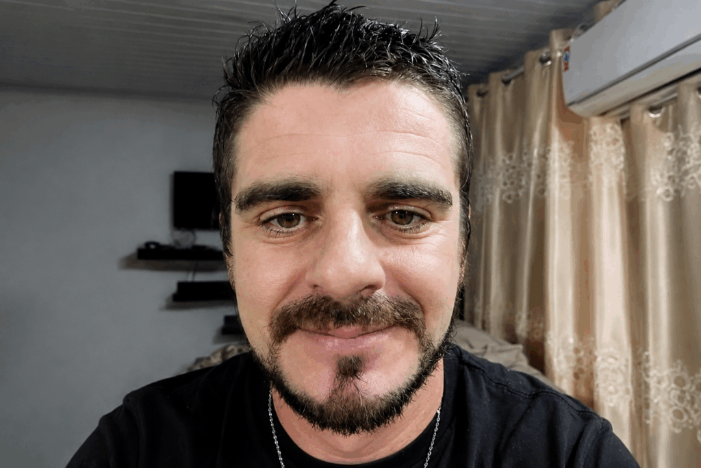 Filho de vereador é morto a tiros em bar no interior do Paraná