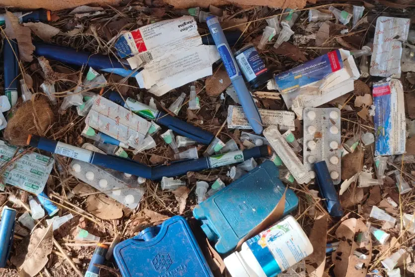 Descarte irregular de medicamentos e agulhas preocupa moradores em Umuarama