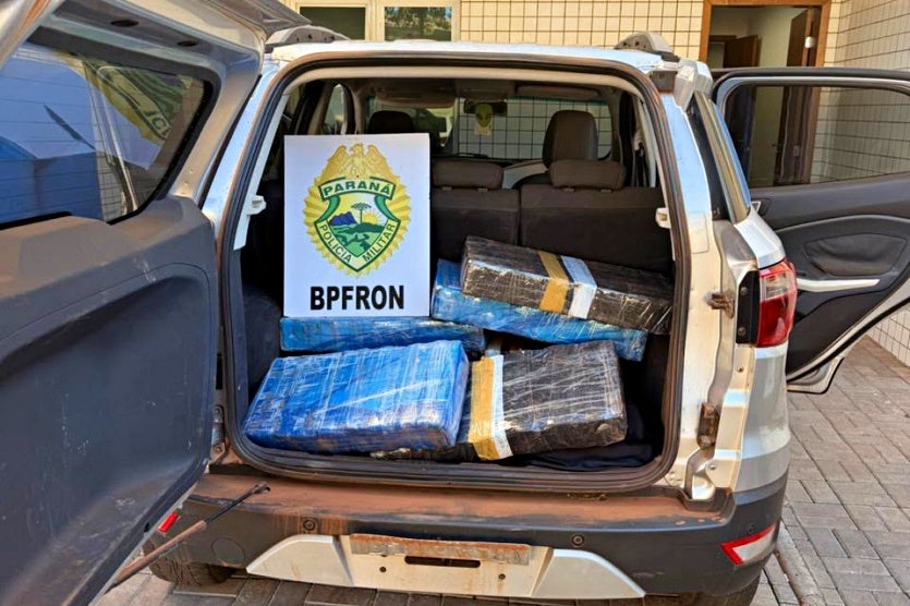Com apoio de helicóptero, equipes prendem homem com 408,2 kg de maconha na PR-323
