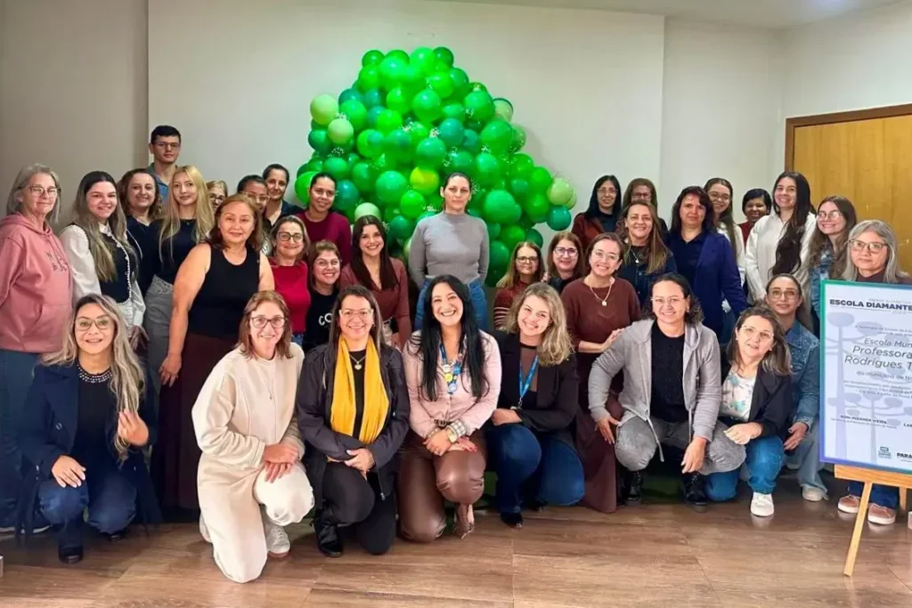 Escola municipal de Nova Olímpia realiza 1º Seminário Boas Práticas em Sala de Aula