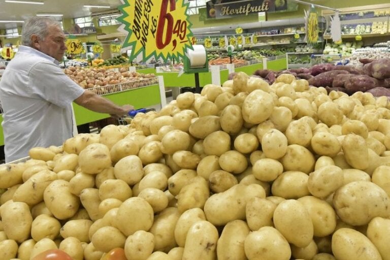 Cesta básica sobe 4% em Umuarama e se aproxima de R$ 480, aponta Procon