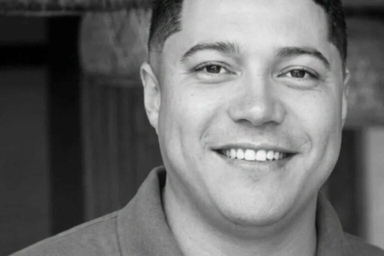 Polícia apura morte durante suposta roleta-russa no PR; veja como funciona a prática