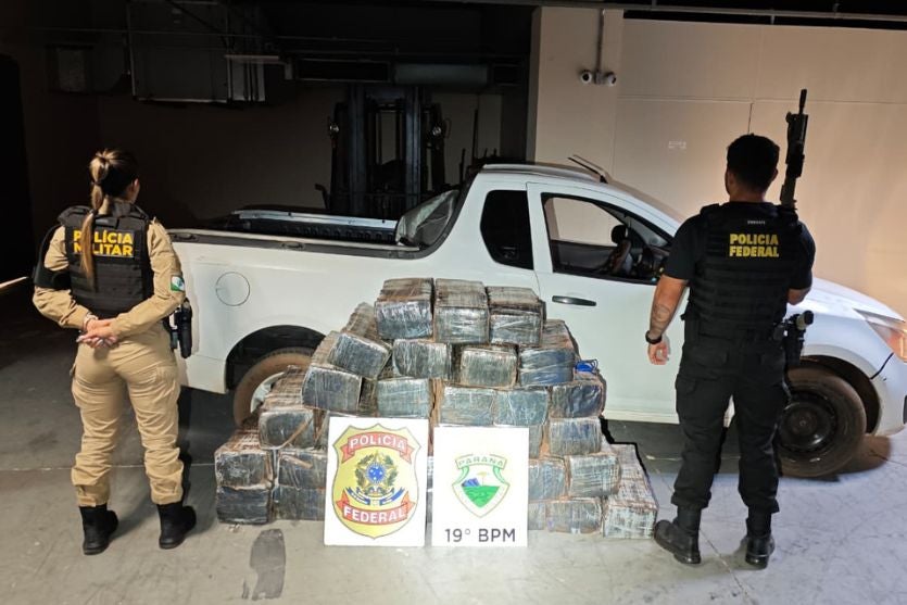 Perseguição termina com apreensão de meia tonelada de maconha em Guaíra