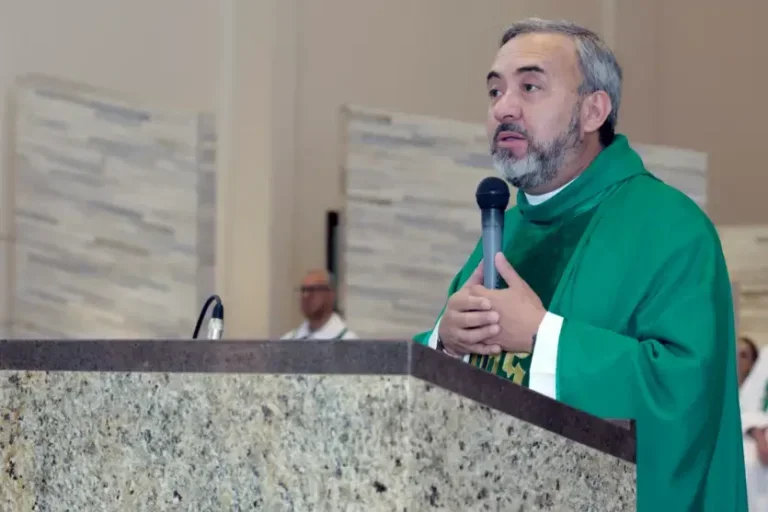 Frei Tosta apresenta melhora contínua após breve passagem pela UTI, informa Diocese