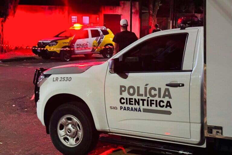 Homem é assassinado com facadas no tórax na rua Bararuba, em Umuarama
