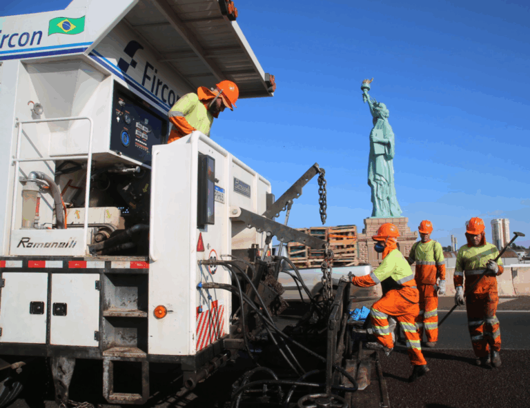 Obras na PR-323 alteram o tráfego entre Cianorte, Cruzeiro do Oeste e Perobal