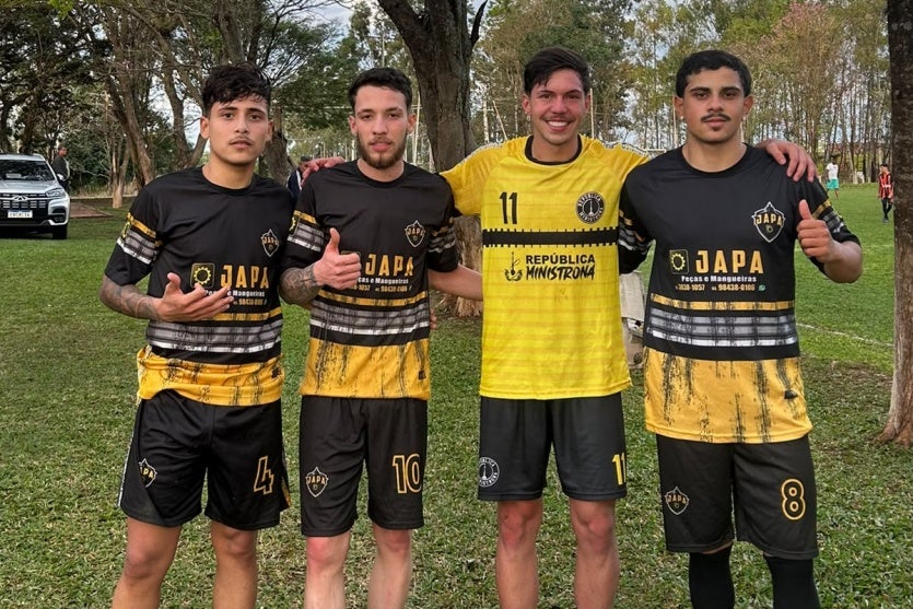 Japa Peças vence equipe de Xambrê e incendeia a disputa pelo topo do ranking de futebol suíço