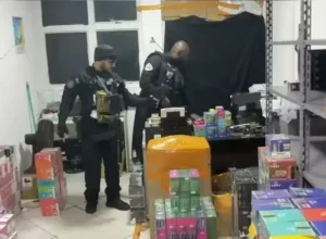 Agência durante cumprimento de mandado da Operação Hawala.