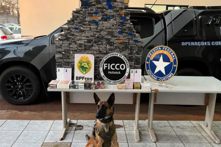 Polícia apreende carga de R$ 2,5 milhões em iPhones escondida em fundo falso de caminhão