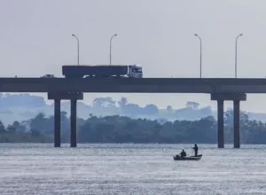 Ponte Ayrton Senna em Guaíra.