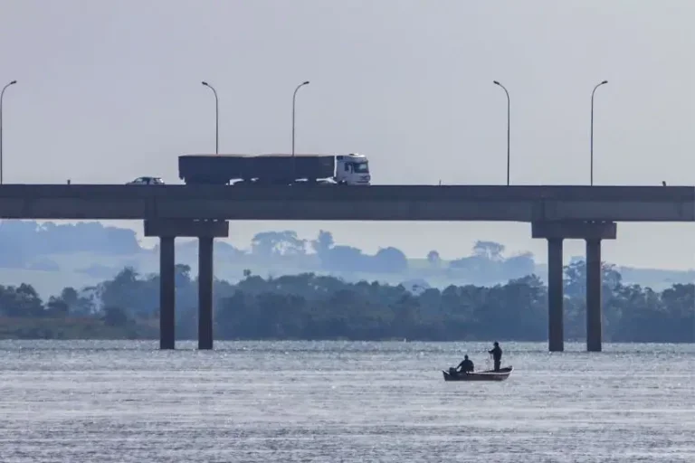 Ponte Ayrton Senna em Guaíra.