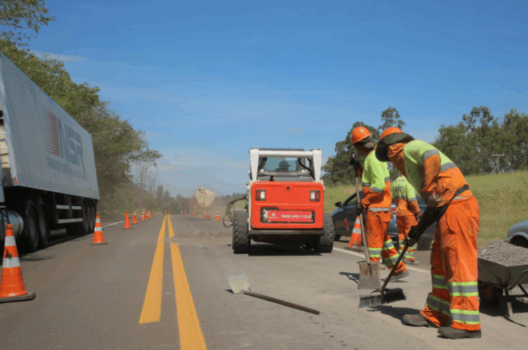 Semana começa com dezenas de frentes de trabalho nas rodovias da região; veja os trechos