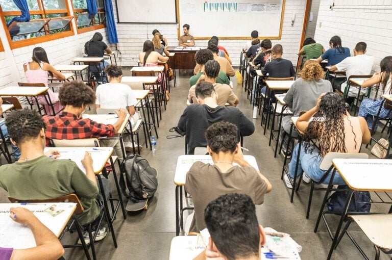 Vestibular de Inverno da UEM será no domingo, com provas em Umuarama e mais 10 cidades