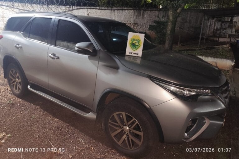 Hilux furtada em Umuarama e recuperada em Alto Paraíso