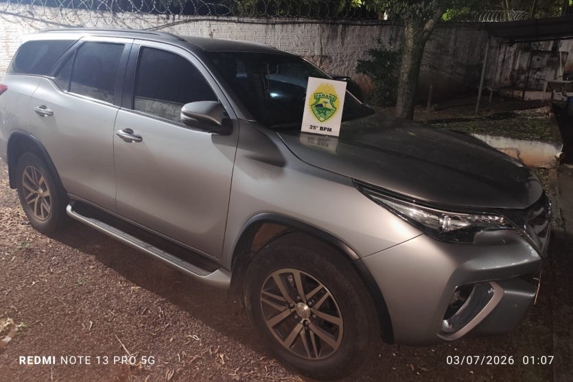 Hilux furtada em Umuarama e recuperada em Alto Paraíso