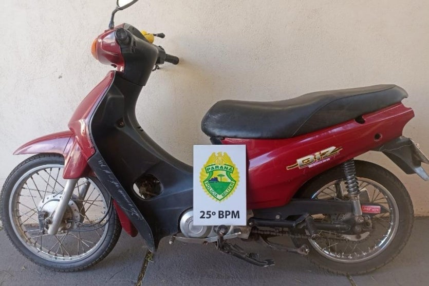 Moto furtada e recuperada em Alto Piquiri pela PM.