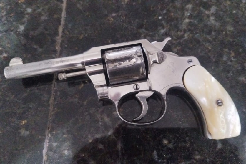 Arma de fogo apreendida em Rondon.