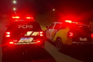 Viaturas da PCPR e PM.