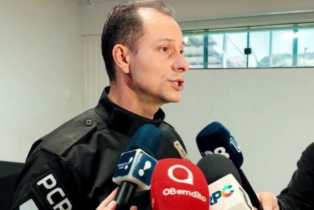 Delegado Izaías Cordeiro de Lima, da 7ª SDP, durante coletiva de imprensa.