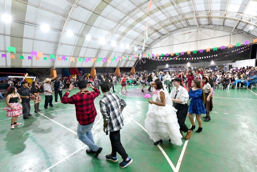 Festa julina no Centro da Juventude de Umuarama.