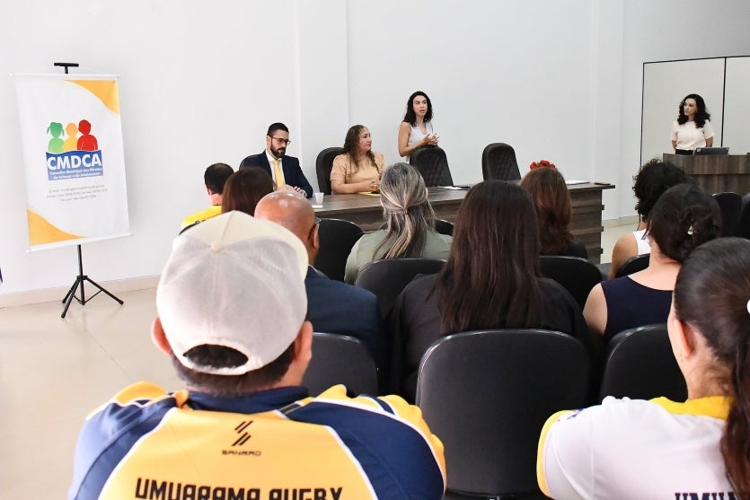 Reunião do CMDCA em Umuarama.