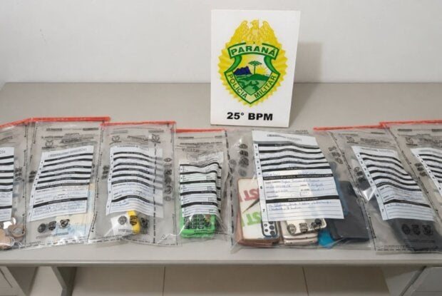Homem é preso após PM apreender maconha, dinheiro e celulares em Maria Helena