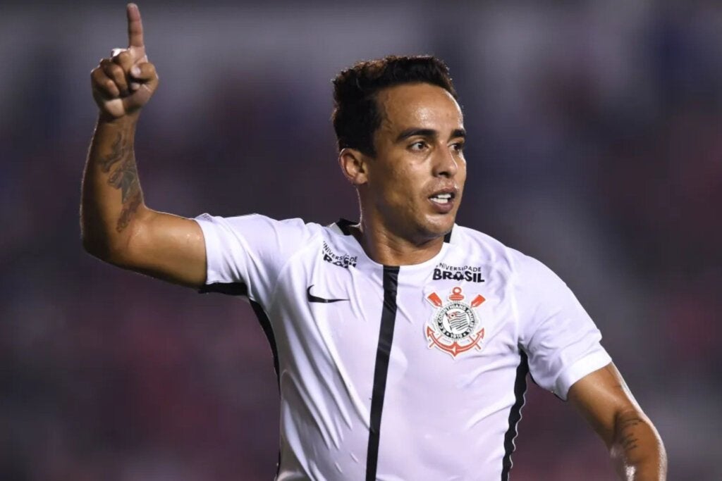Ex-jogador Jadson é liberado após prisão por suspeita de violência doméstica no Paraná