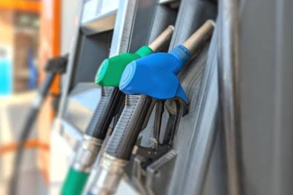 Motorista abastece R$ 100 em posto e deixa local sem pagar em São Jorge do Patrocínio