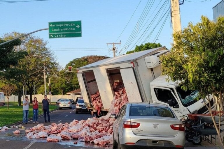 Churrasco cancelado: a verdade por trás da foto do caminhão de carne em Umuarama