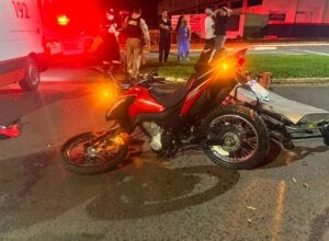 Motociclista morre após colisão com carro e passageira fica ferida em Altônia