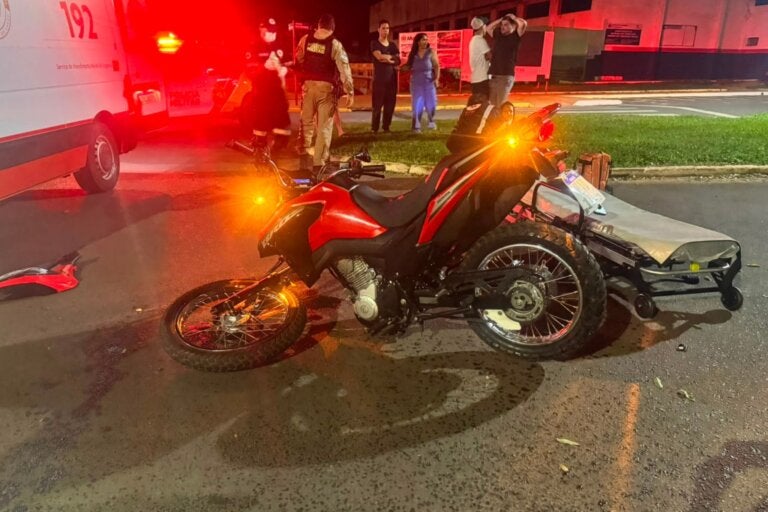 Motociclista morre após colisão com carro e passageira fica ferida em Altônia
