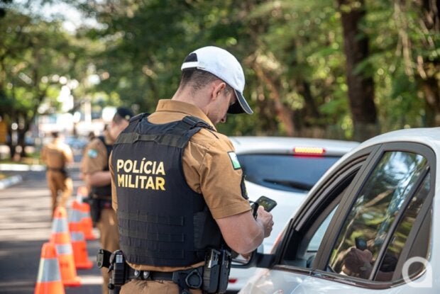 Operação de trânsito em Umuarama.