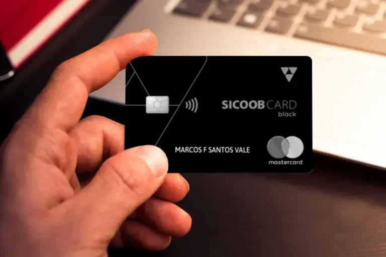 Cartões Sicoob passam a oferecer até quatro pontos por dólar