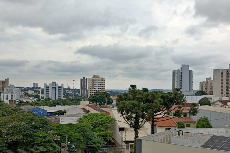 Chuva diminui no Paraná até quinta-feira e temperaturas sobem gradativamente