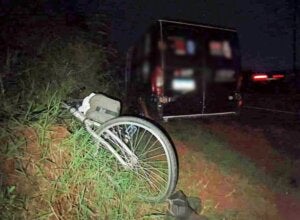 Umuarama: Ciclista sofre TCE grave após colisão com van na saída para Serra dos Dourados