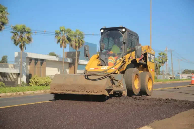 Concessionária inicia semana com obras na PR-323 e BR-272; confira os trechos