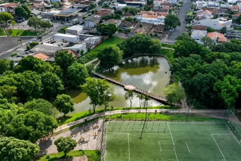 Cruzeiro do Oeste promove pesca no Lago Municipal com entrada solidária